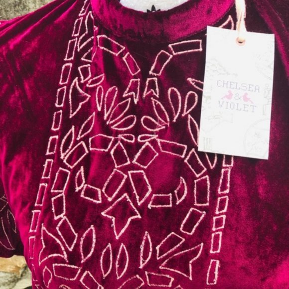 Chelsea & Violet XS Berry Embroidery Dress NWT - Picture 2 of 7